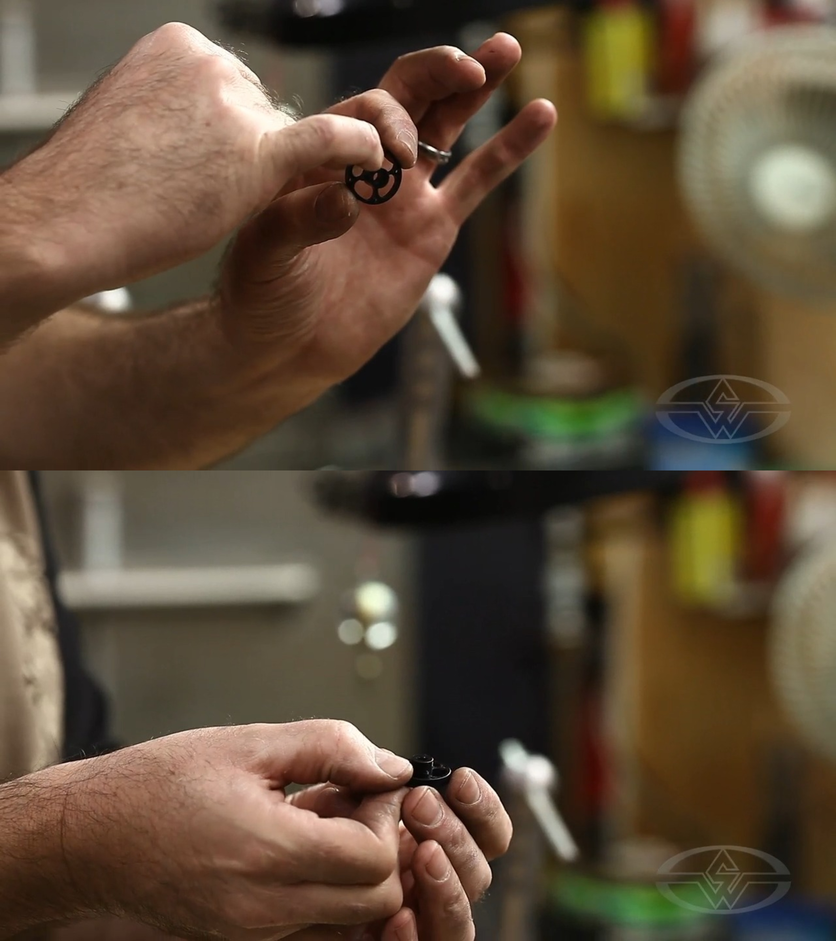 Richard Landon points out the different parts of the disc and explains their uses in building a tentacle mechanism.