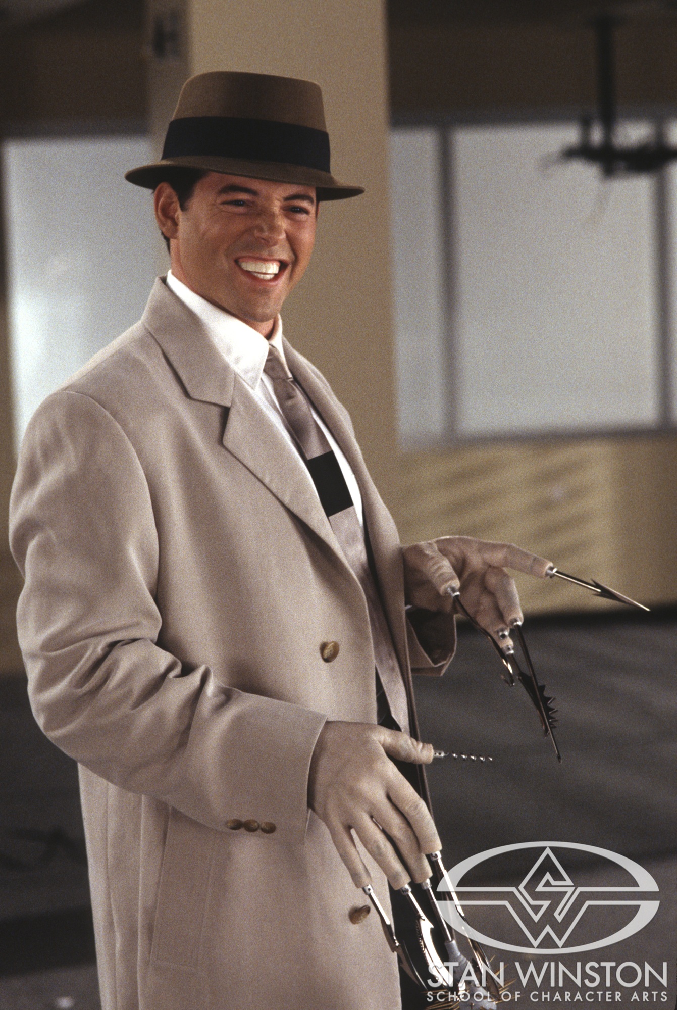 Behind the Scenes of Inspector Gadget (1999) at Stan Winston Studio | Stan  Winston School of Character Arts, image size:1341x2000