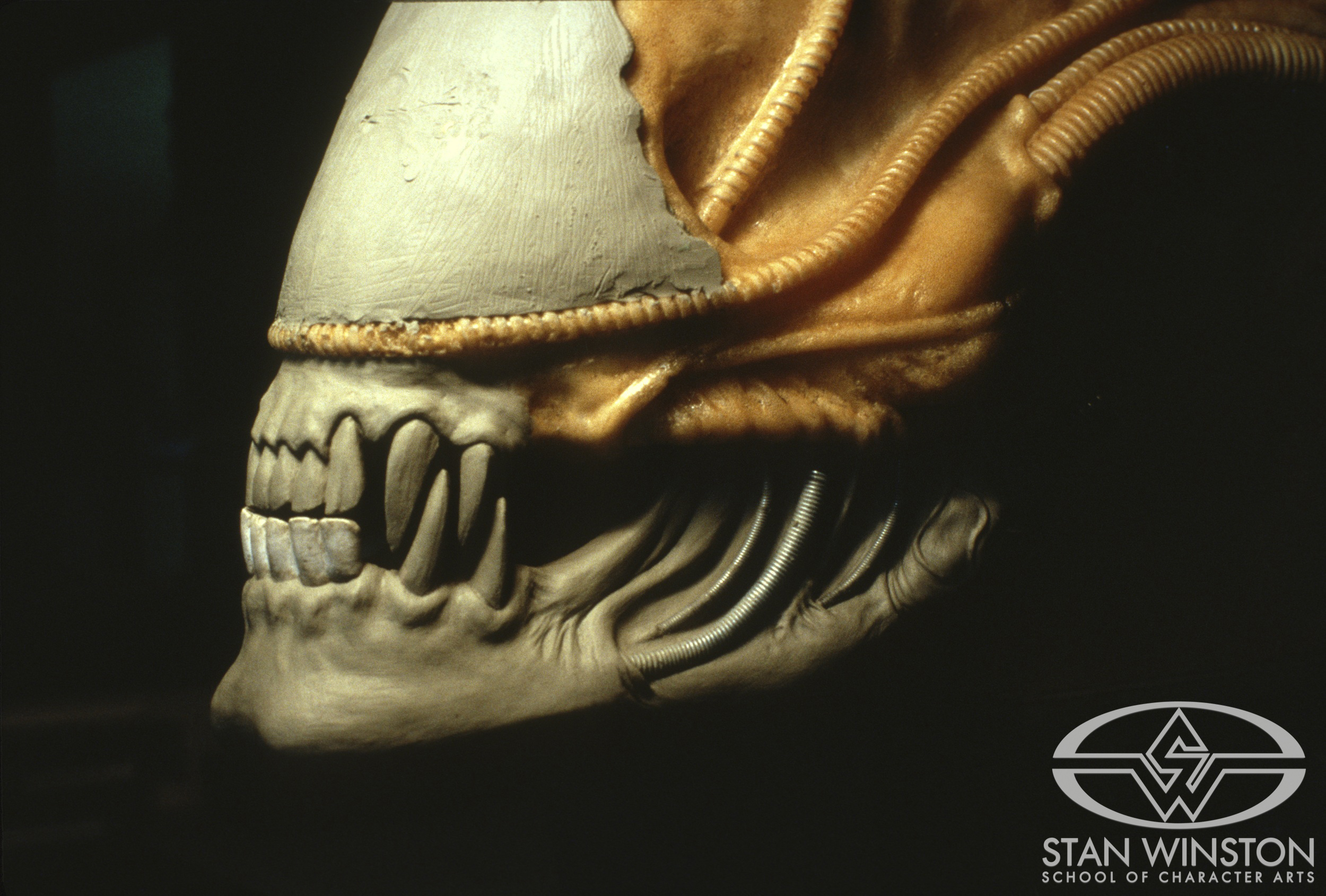 Work-in-progress alien warrior clay sculpture at Stan Winston Studio.
