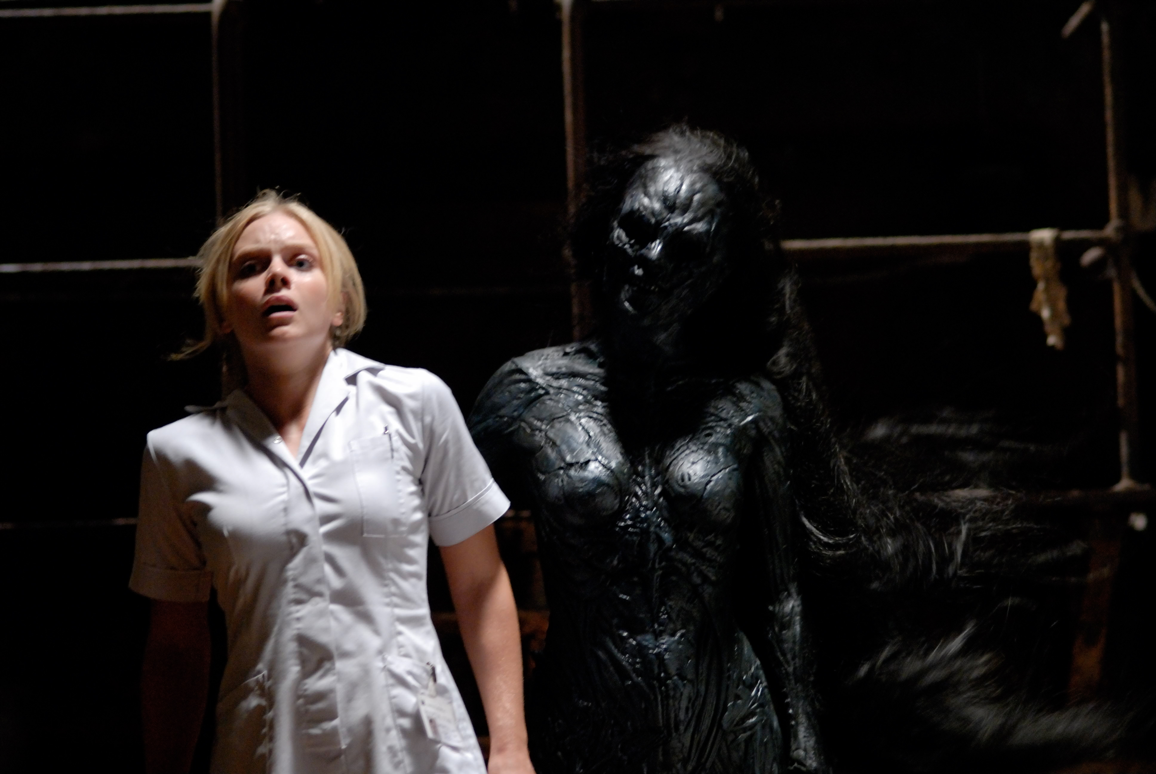 Christina Cole as Jenny and Jaime Murray as Medea in The Deaths of Ian Stone. Photo by Nick Wall.&nbsp;Image courtesy of Odyssey Entertainment,&nbsp;Isle of Man Film Commission,&nbsp;Stan Winston Productions.